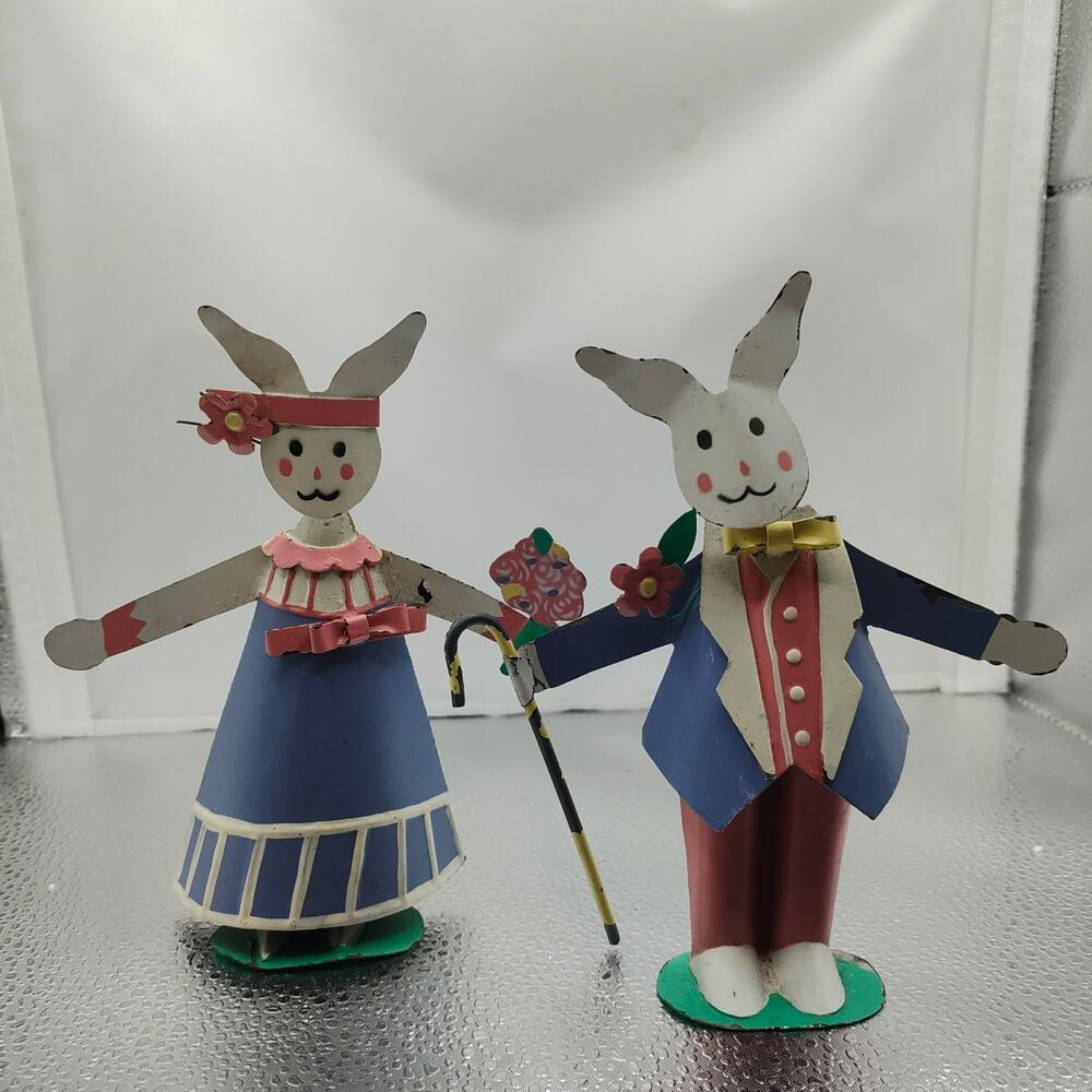 Department 56 Metal Easter Bunny Couple Figurines – Rustic Spring Decor 6 in